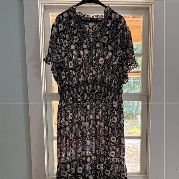 Max Studio Women's Plus Smocked Black White Floral Tiered Maxi Dress SZ 3X NWT - Picture 9 of 9